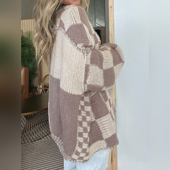 Plaid & Cozy Days Cardigan - Mocha - Picture 4 of 5